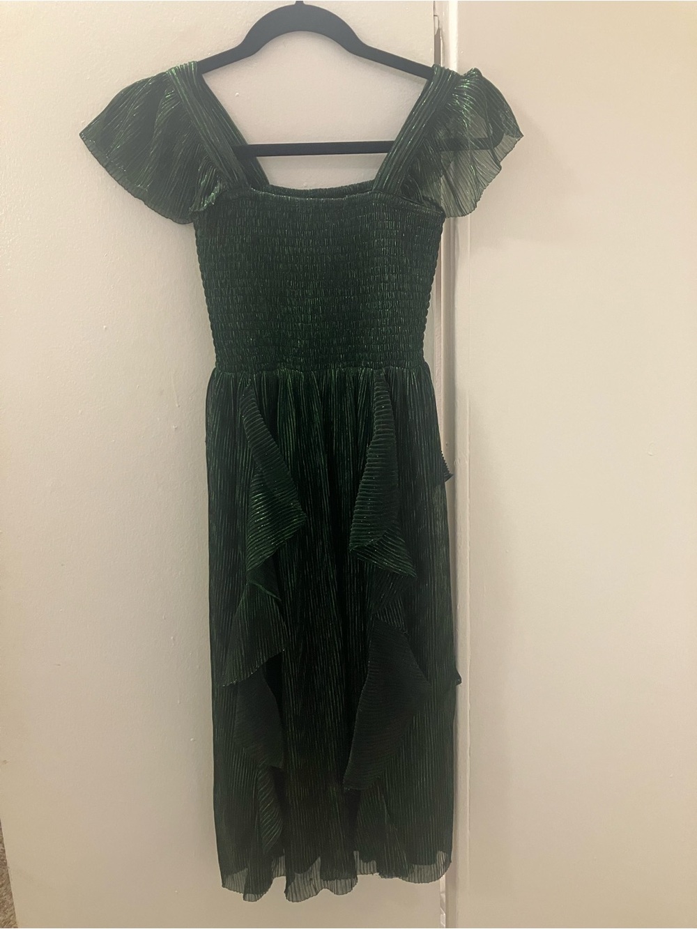 AQUA Wicked Movie Ruffle Smocked Party Dress Emerald Green Metallic Sz L READ.
